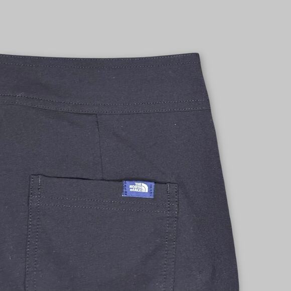 The North Face Women’s Black Outdoor Pants - Size 4 - Picture 4 of 6